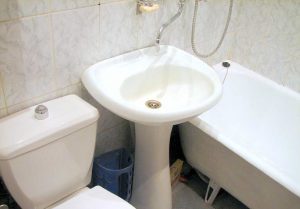 Установка раковины тюльпан в ванной в Емельяново
